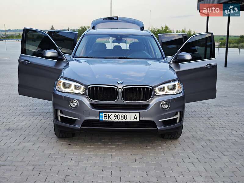 Внедорожник / Кроссовер BMW X5 2017 в Дубно