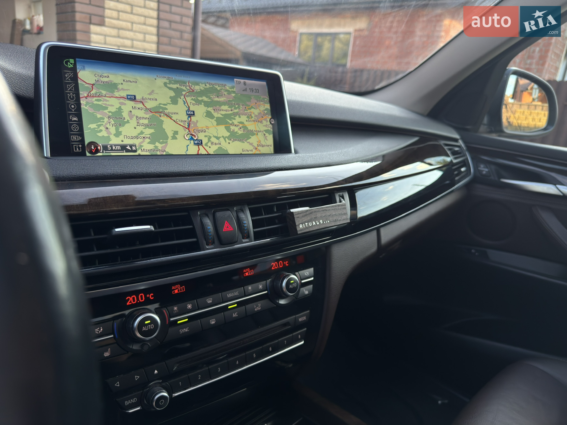 2015 BMW X5 - мініатюра 16