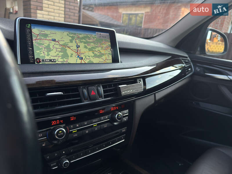 Внедорожник / Кроссовер BMW X5 2015 в Стрые