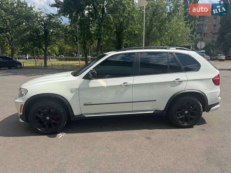 Внедорожник / Кроссовер BMW X5 2012 в Киеве