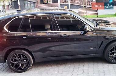Позашляховик / Кросовер BMW X5 2017 в 