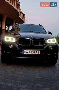 Позашляховик / Кросовер BMW X5 2017 в 