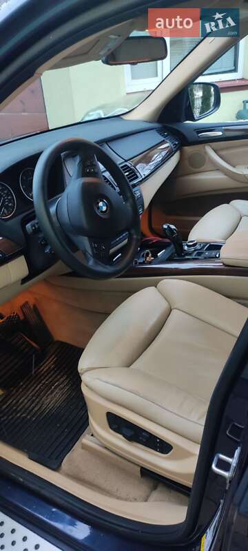 Позашляховик / Кросовер BMW X5 2011 в Ковелі