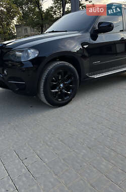 Позашляховик / Кросовер BMW X5 2011 в Івано-Франківську