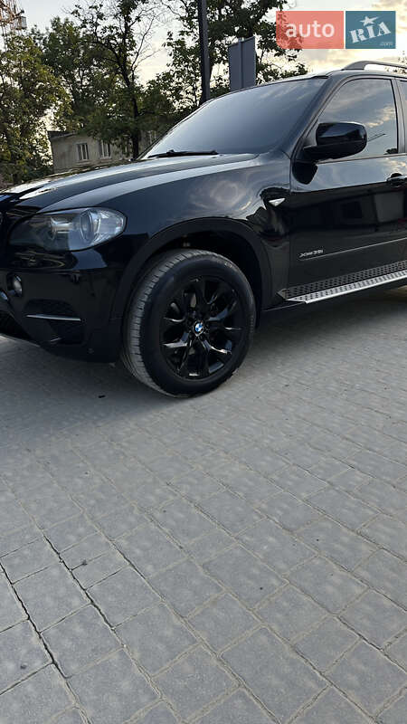 Позашляховик / Кросовер BMW X5 2011 в Івано-Франківську