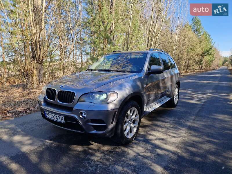 Позашляховик / Кросовер BMW X5 2010 в Києві