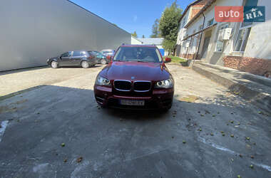Позашляховик / Кросовер BMW X5 2011 в Чернівцях