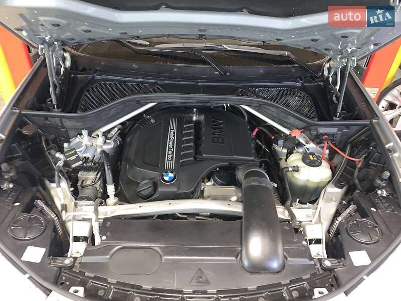 Внедорожник / Кроссовер BMW X5 2017 в Литине