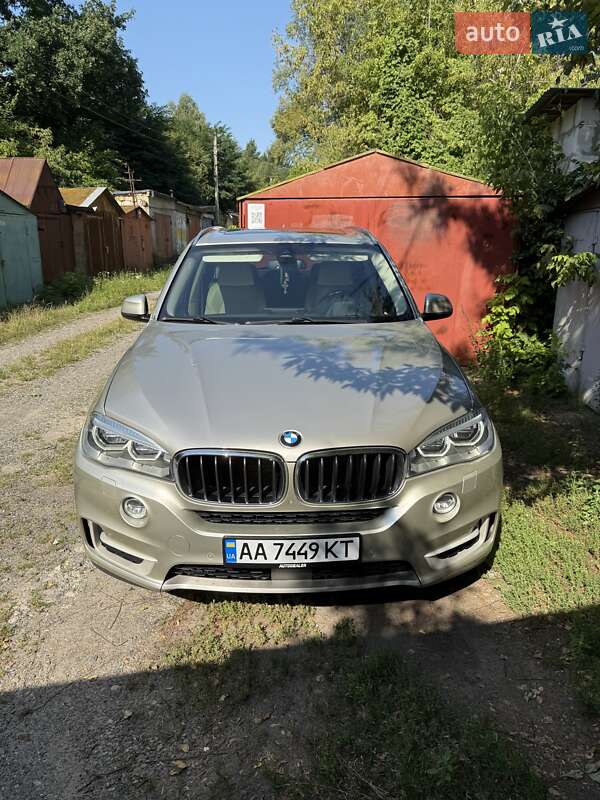 Внедорожник / Кроссовер BMW X5 2014 в Киеве