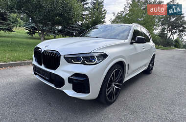 Внедорожник / Кроссовер BMW X5 2022 в Киеве