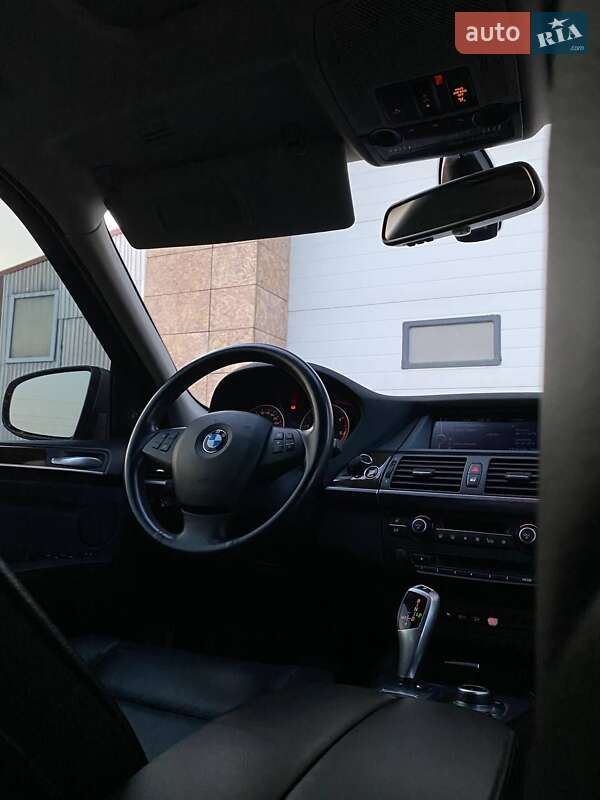 Позашляховик / Кросовер BMW X5 2013 в Новоселиці