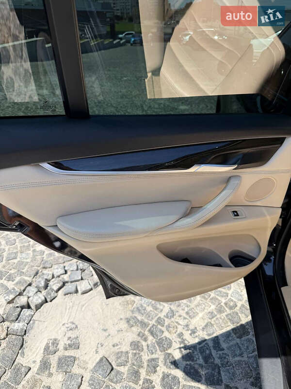 Позашляховик / Кросовер BMW X5 2015 в Дніпрі