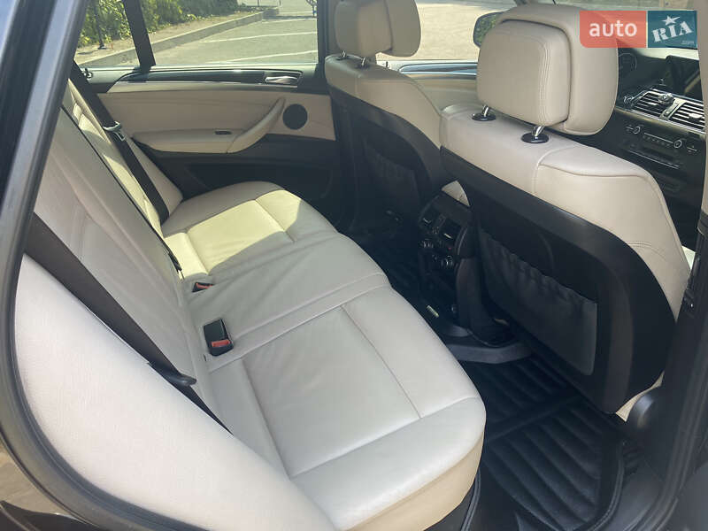 Внедорожник / Кроссовер BMW X5 2013 в Днепре фото 17 Внедорожник / Кроссовер BMW X5 2013 в Днепре