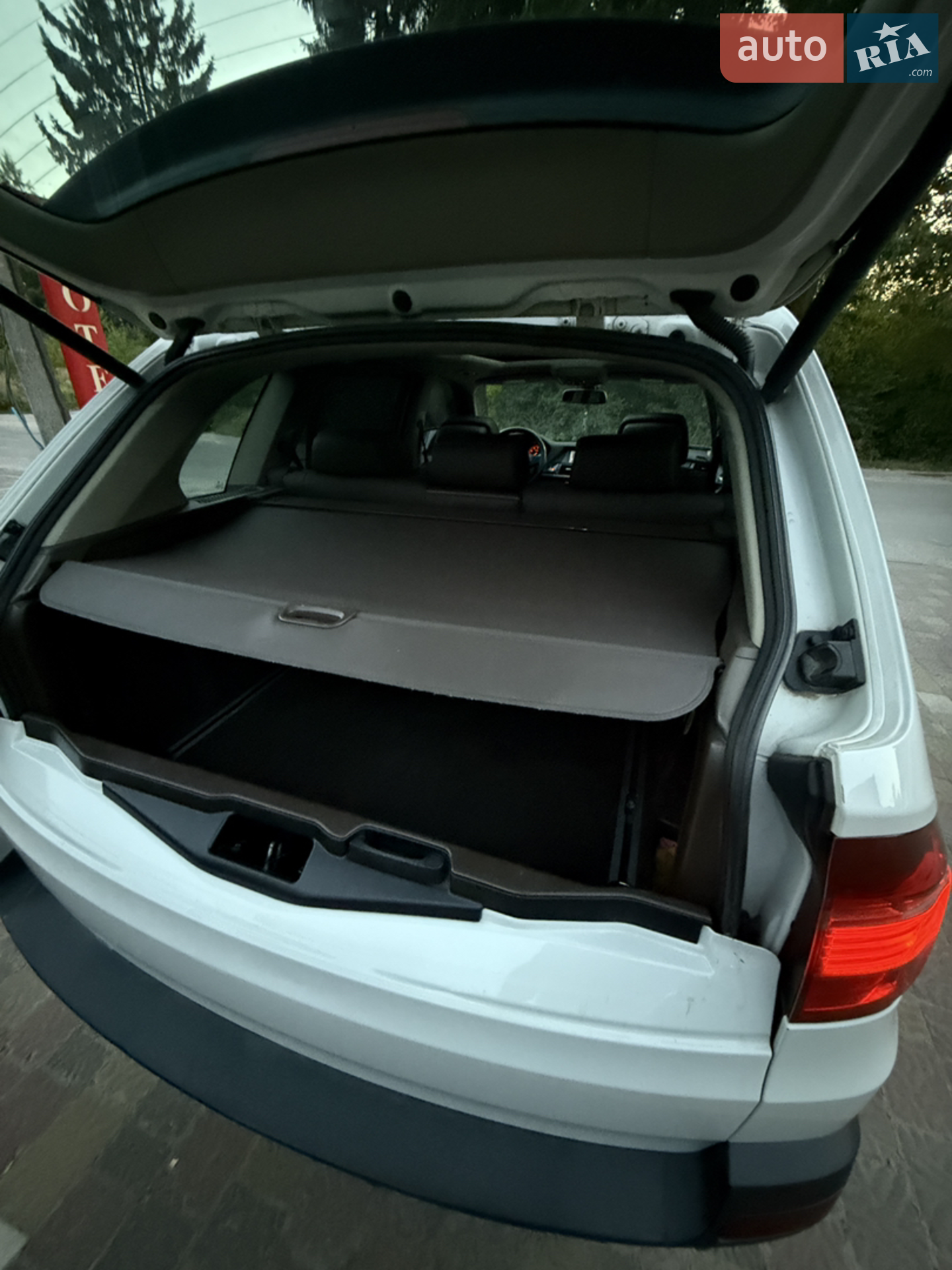 2010 BMW X5 - мініатюра 16