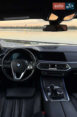 Внедорожник / Кроссовер BMW X5 2020 в 