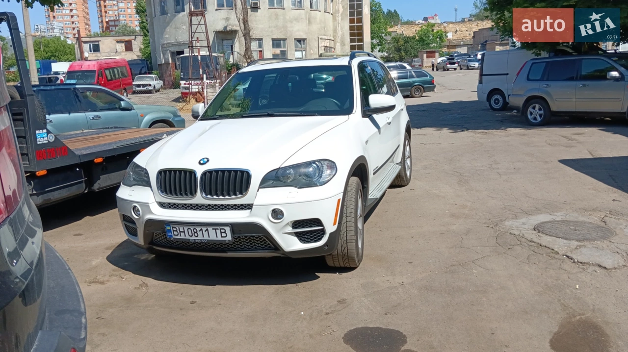 2010 BMW X5 - мініатюра 12