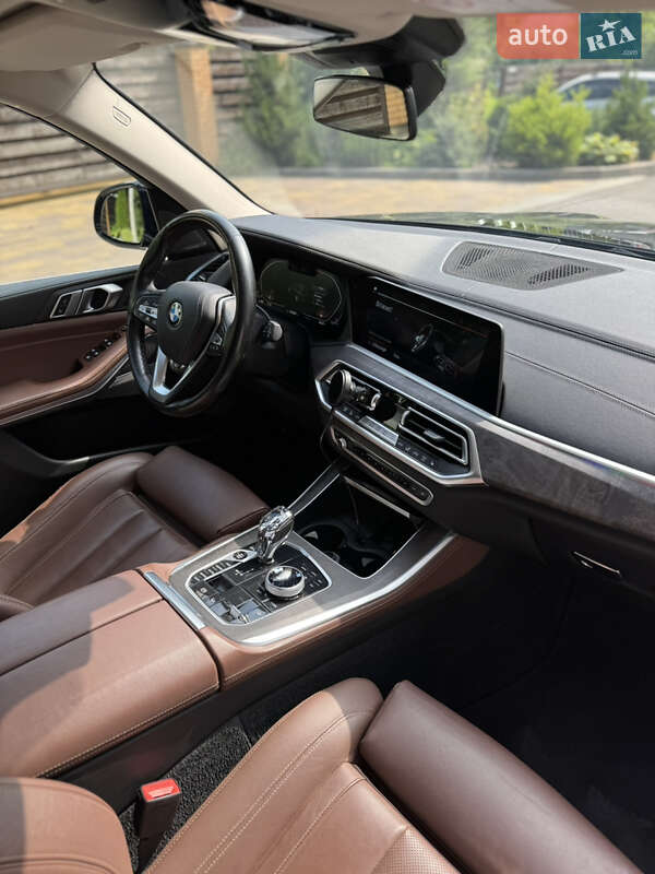 Позашляховик / Кросовер BMW X5 2021 в Києві фото 25 Позашляховик / Кросовер BMW X5 2021 в Києві