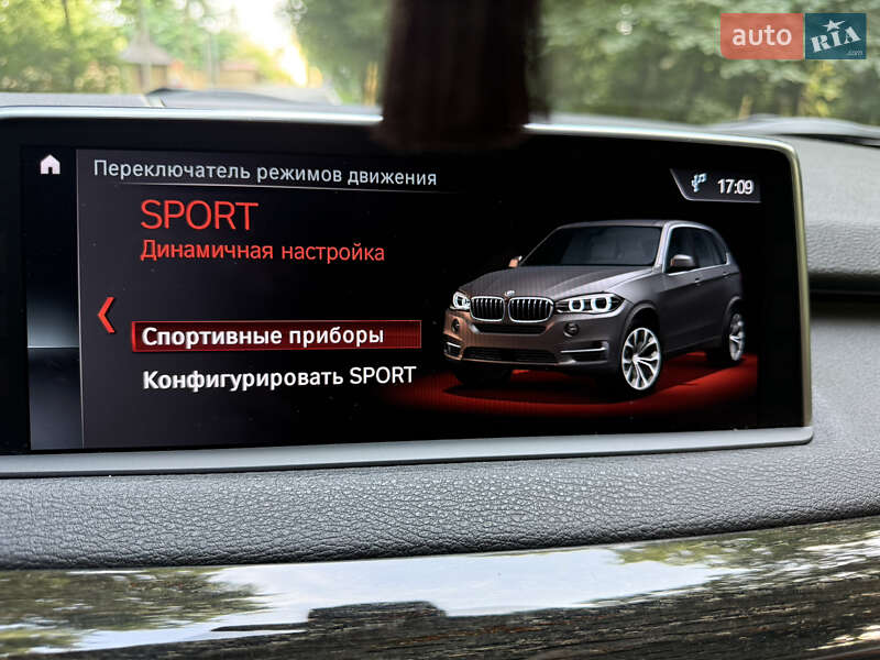 Позашляховик / Кросовер BMW X5 2018 в Чернівцях