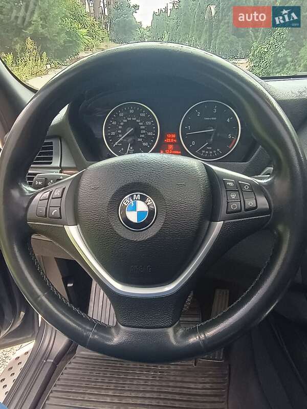 Внедорожник / Кроссовер BMW X5 2012 в Василькове