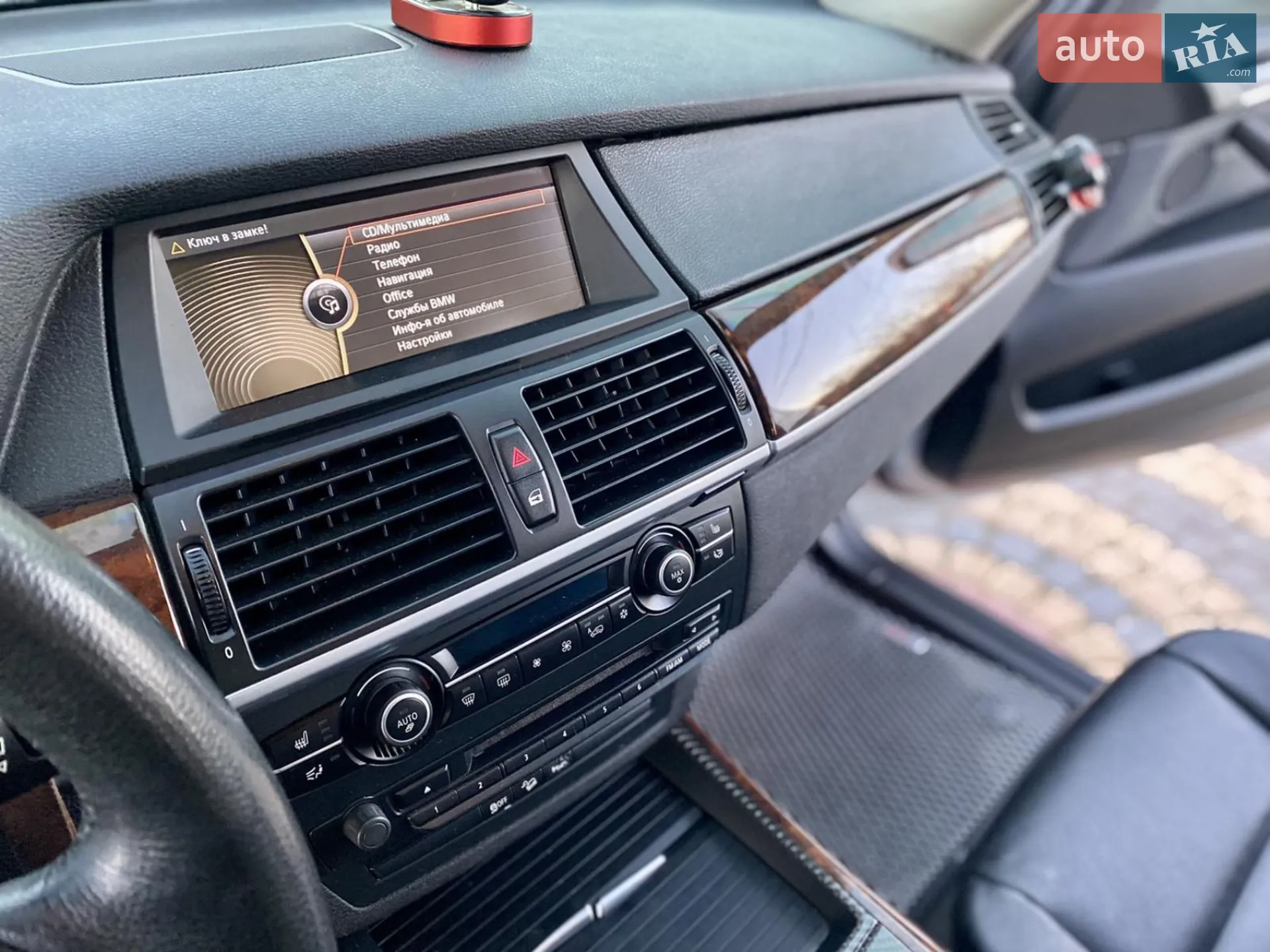 2010 BMW X5 - мініатюра 19