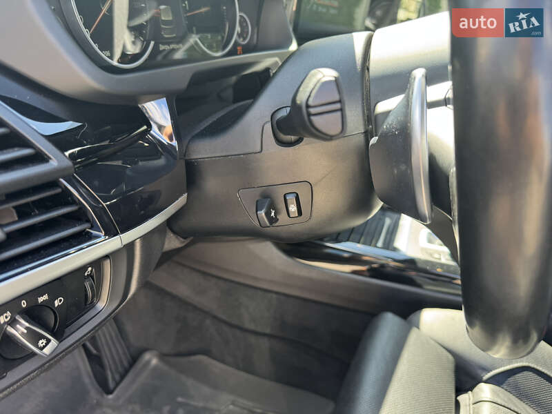 Позашляховик / Кросовер BMW X5 2015 в Києві
