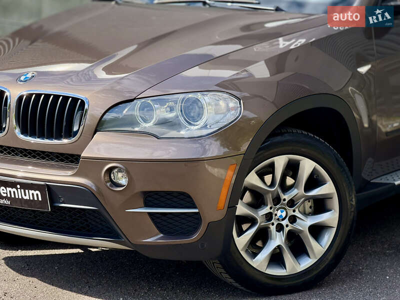 Позашляховик / Кросовер BMW X5 2011 в Харкові