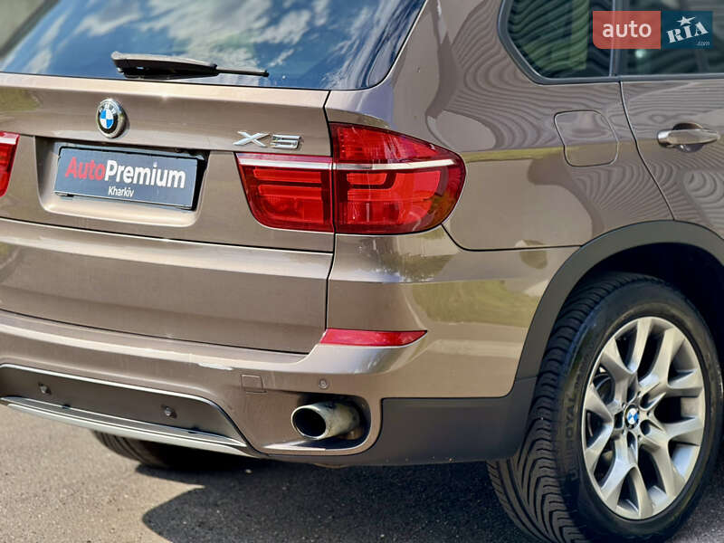 Позашляховик / Кросовер BMW X5 2011 в Харкові