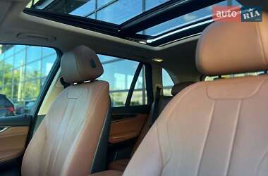 Внедорожник / Кроссовер BMW X5 2015 в 