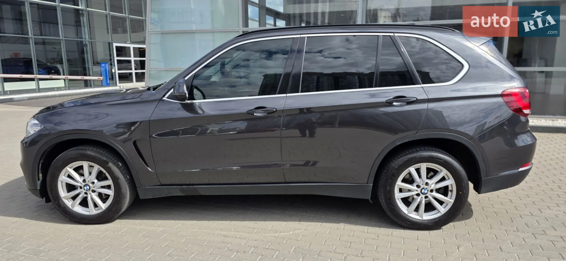2016 BMW X5 - мініатюра 17