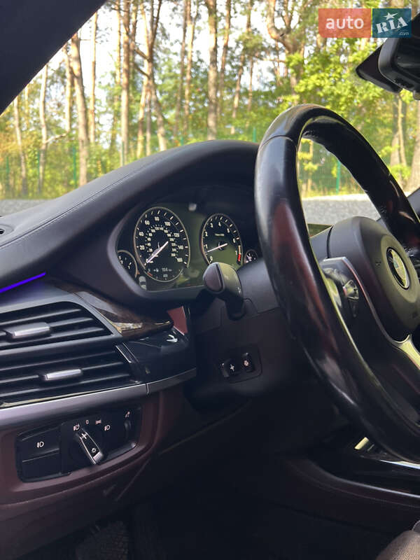 Внедорожник / Кроссовер BMW X5 2014 в Львове