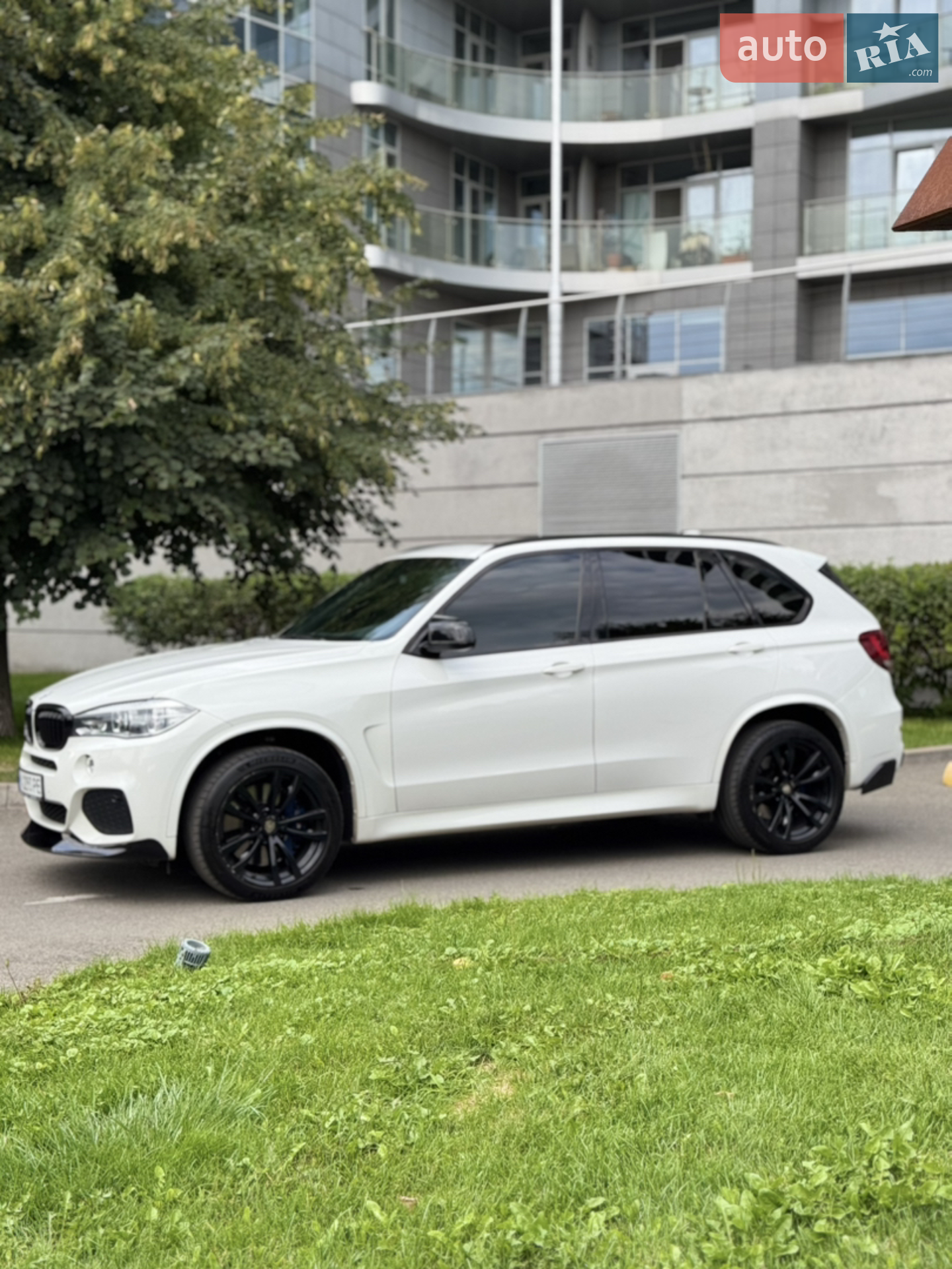 2017 BMW X5 - мініатюра 2
