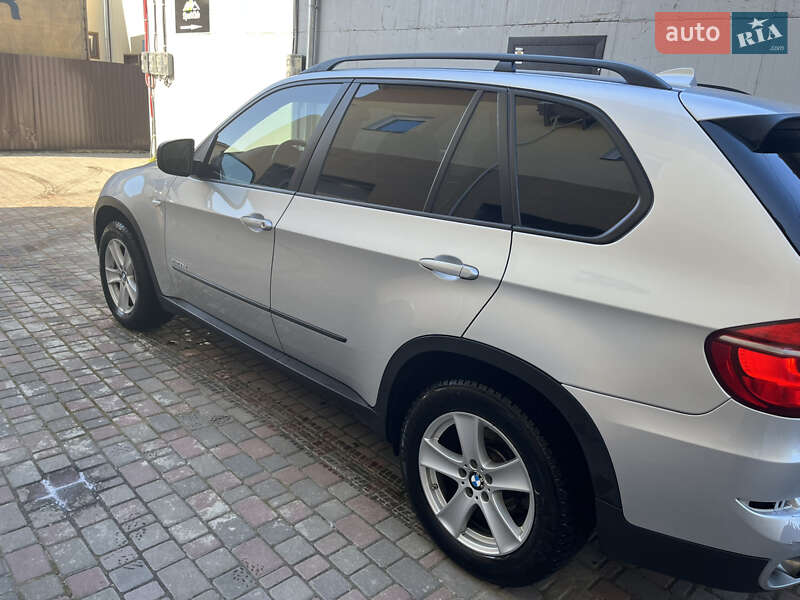 Внедорожник / Кроссовер BMW X5 2010 в Стрые