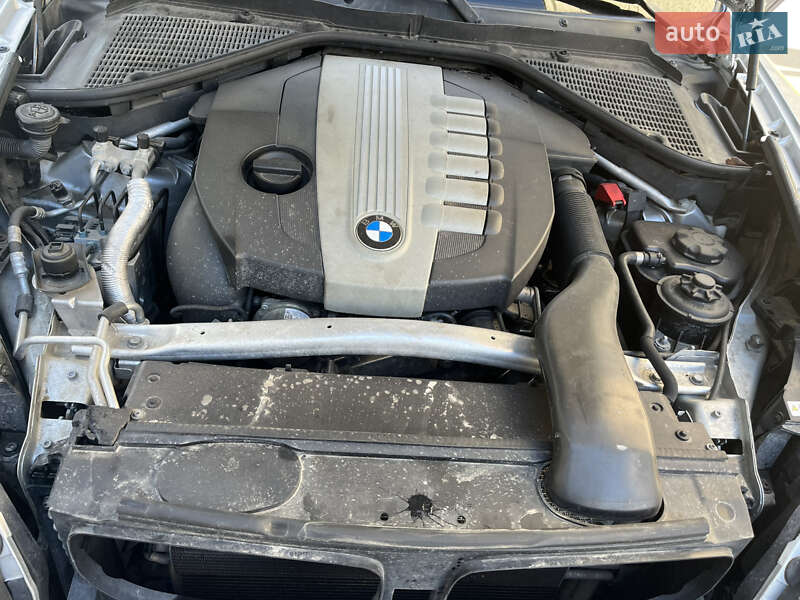 Внедорожник / Кроссовер BMW X5 2010 в Стрые