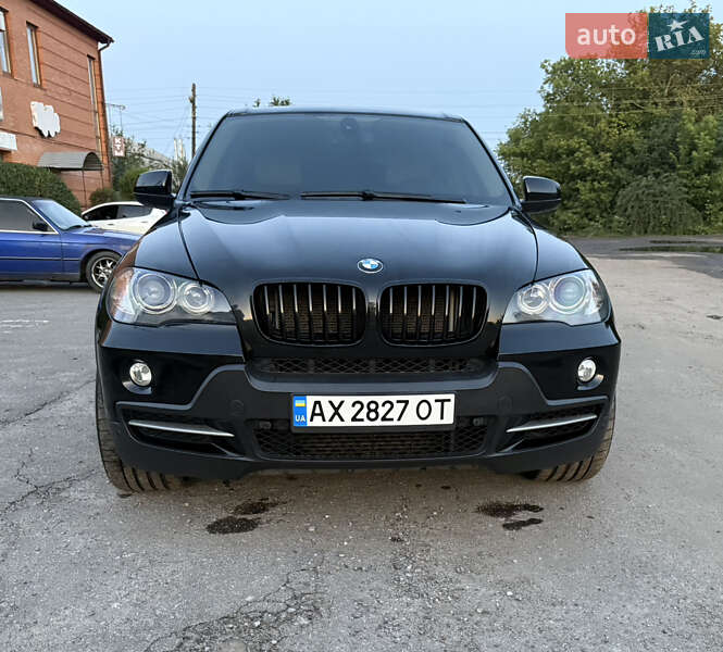 Внедорожник / Кроссовер BMW X5 2010 в Харькове