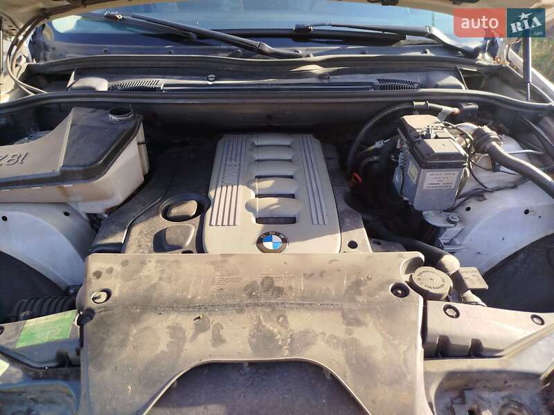 Внедорожник / Кроссовер BMW X5 2004 в Подольске
