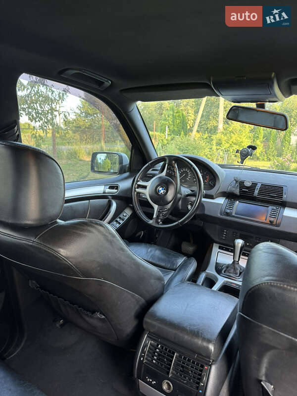 Внедорожник / Кроссовер BMW X5 2003 в Луцке