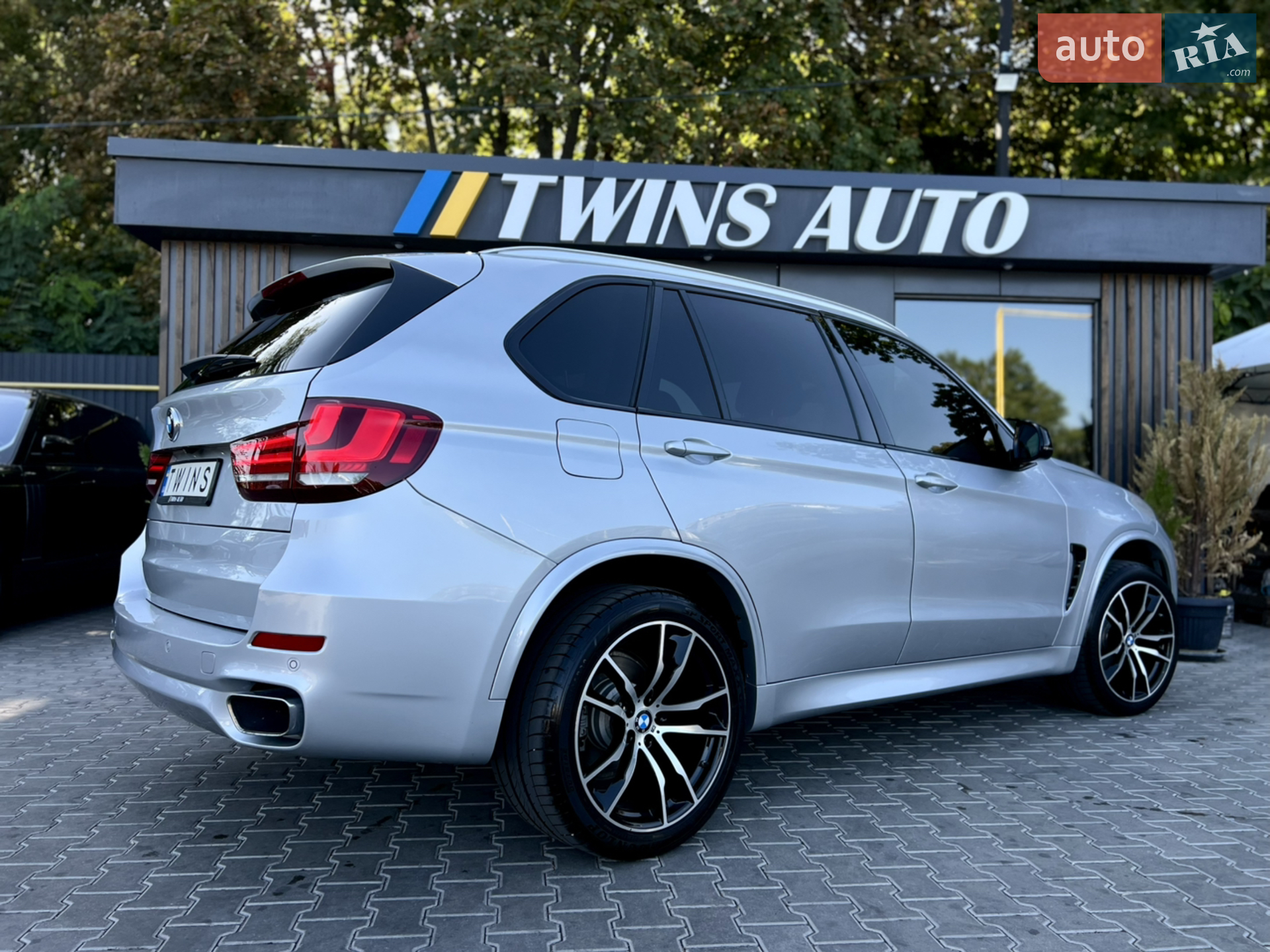 2017 BMW X5 - мініатюра 19