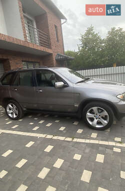 Внедорожник / Кроссовер BMW X5 2005 в Черновцах