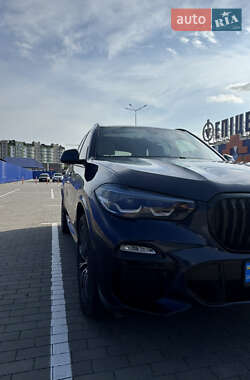 Позашляховик / Кросовер BMW X5 2019 в Івано-Франківську
