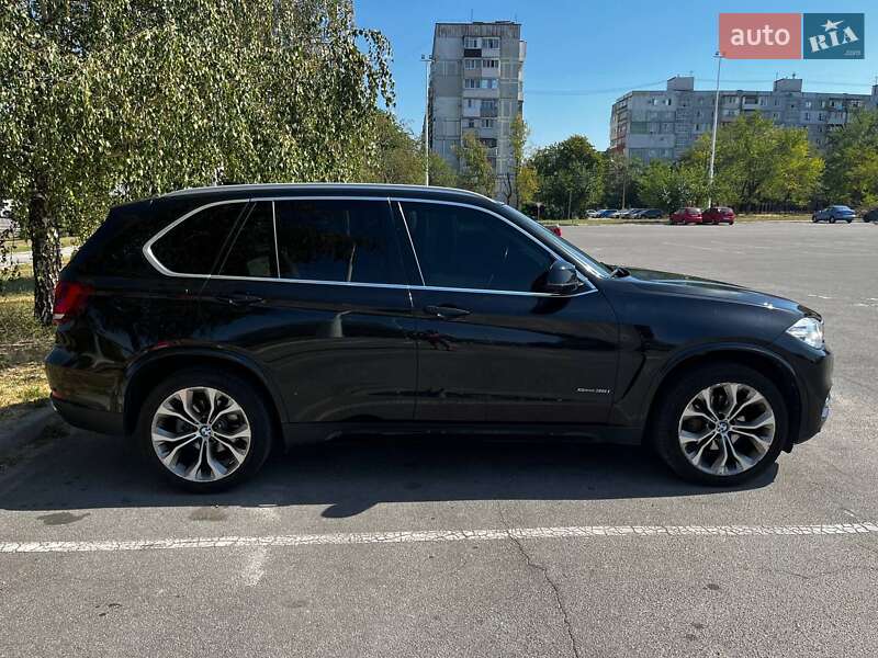 Внедорожник / Кроссовер BMW X5 2016 в Запорожье