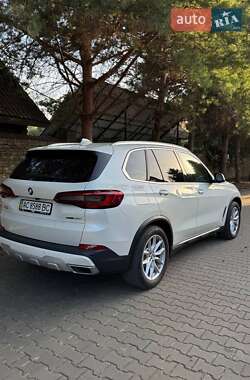 Позашляховик / Кросовер BMW X5 2020 в Луцьку