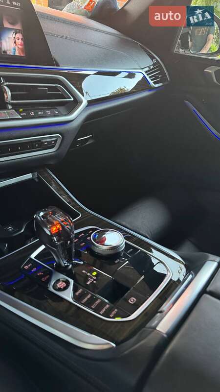 Позашляховик / Кросовер BMW X5 2020 в Луцьку