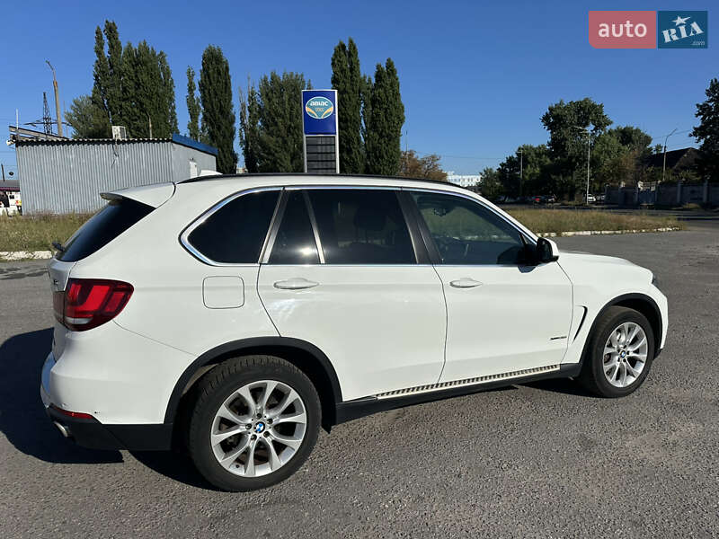 Позашляховик / Кросовер BMW X5 2016 в Києві