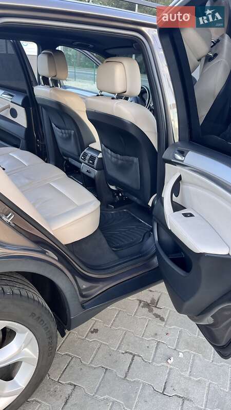 Внедорожник / Кроссовер BMW X5 2010 в Звягеле фото 31 Внедорожник / Кроссовер BMW X5 2010 в Звягеле