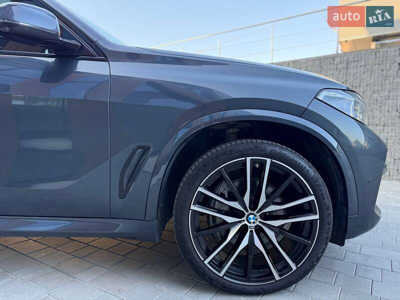 Позашляховик / Кросовер BMW X5 2019 в Луцьку