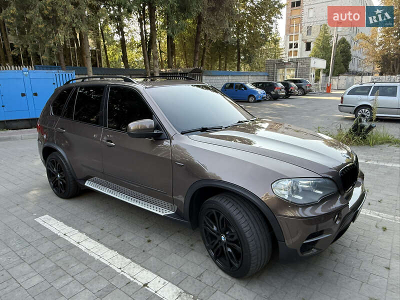 Внедорожник / Кроссовер BMW X5 2012 в Львове