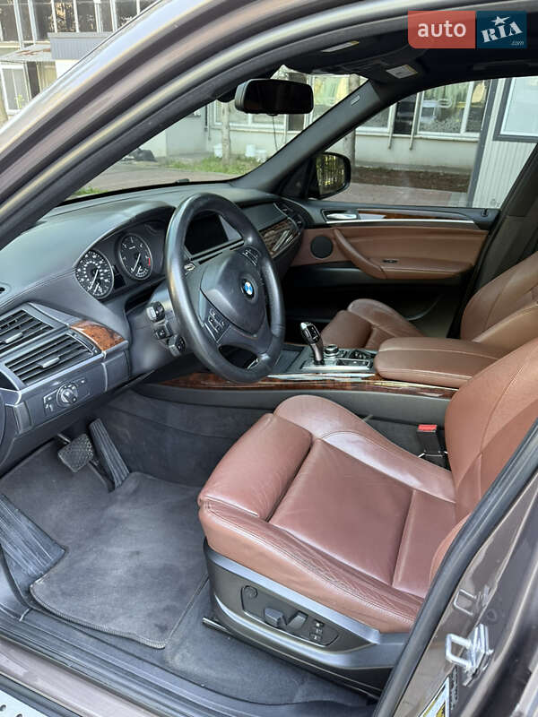 Внедорожник / Кроссовер BMW X5 2012 в Львове