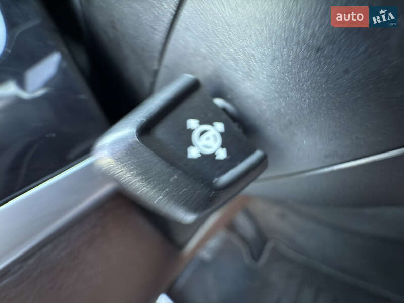 Внедорожник / Кроссовер BMW X5 2014 в Черновцах