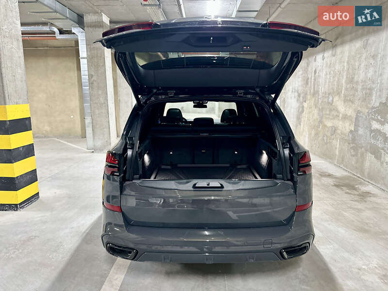 Внедорожник / Кроссовер BMW X5 2024 в Ровно