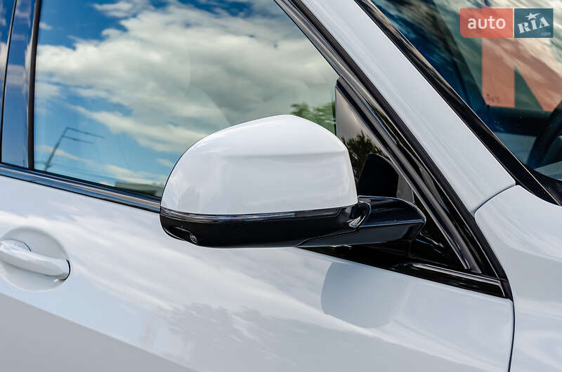 Внедорожник / Кроссовер BMW X5 2022 в Киеве